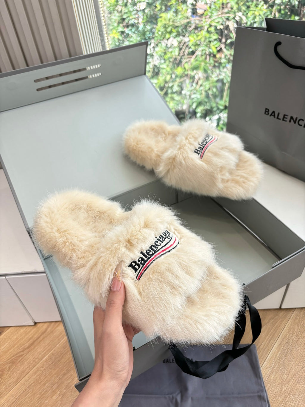 Balenciaga Slipper