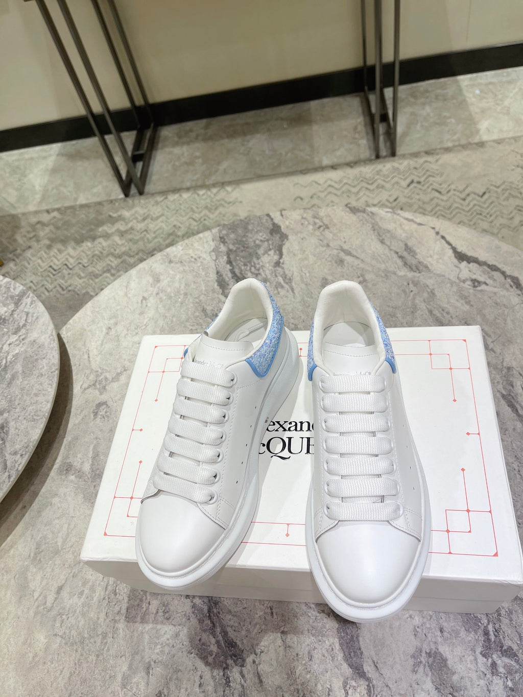Alexander McQueen Sneaker