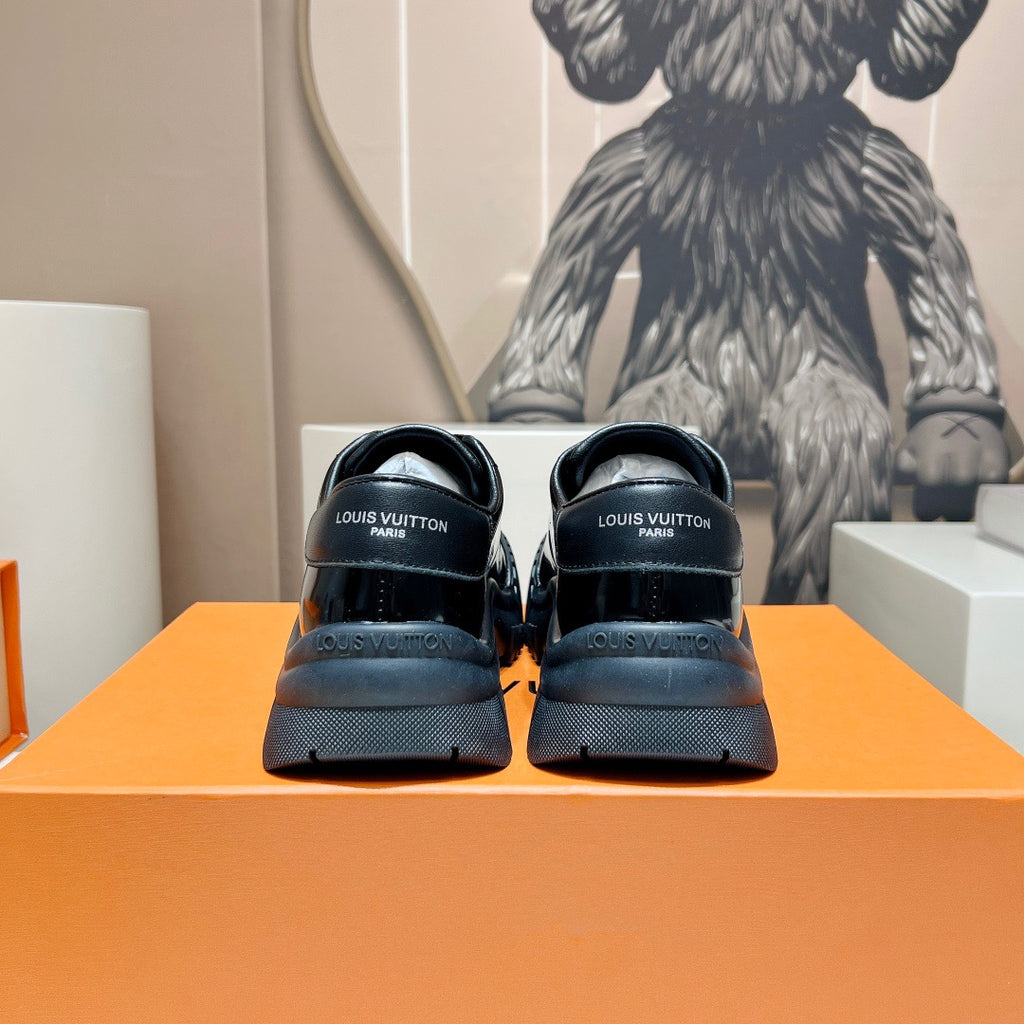 Louis Vuitton Sneaker