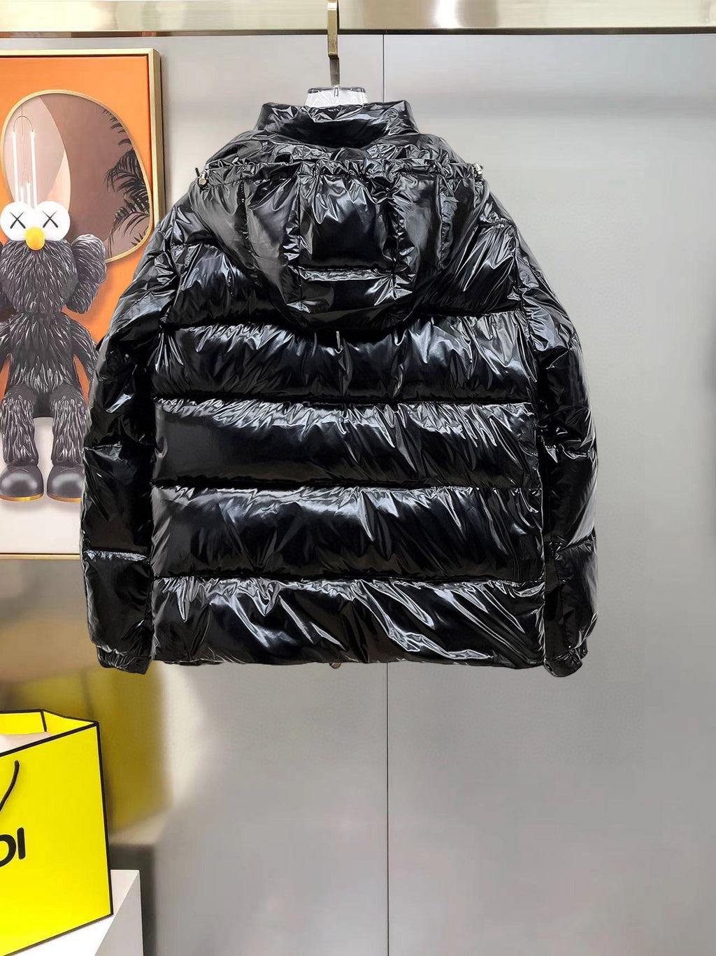 Moncler Mont Parlak