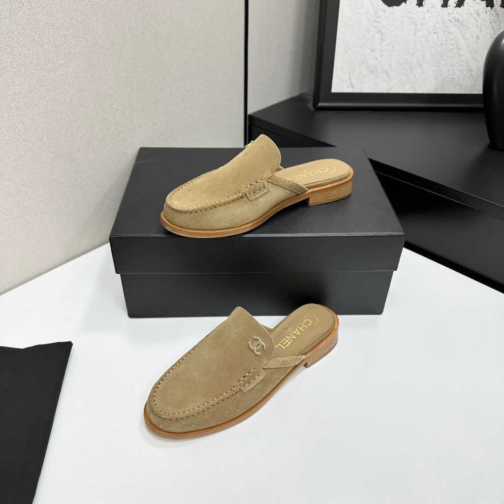 Chanel Slipper