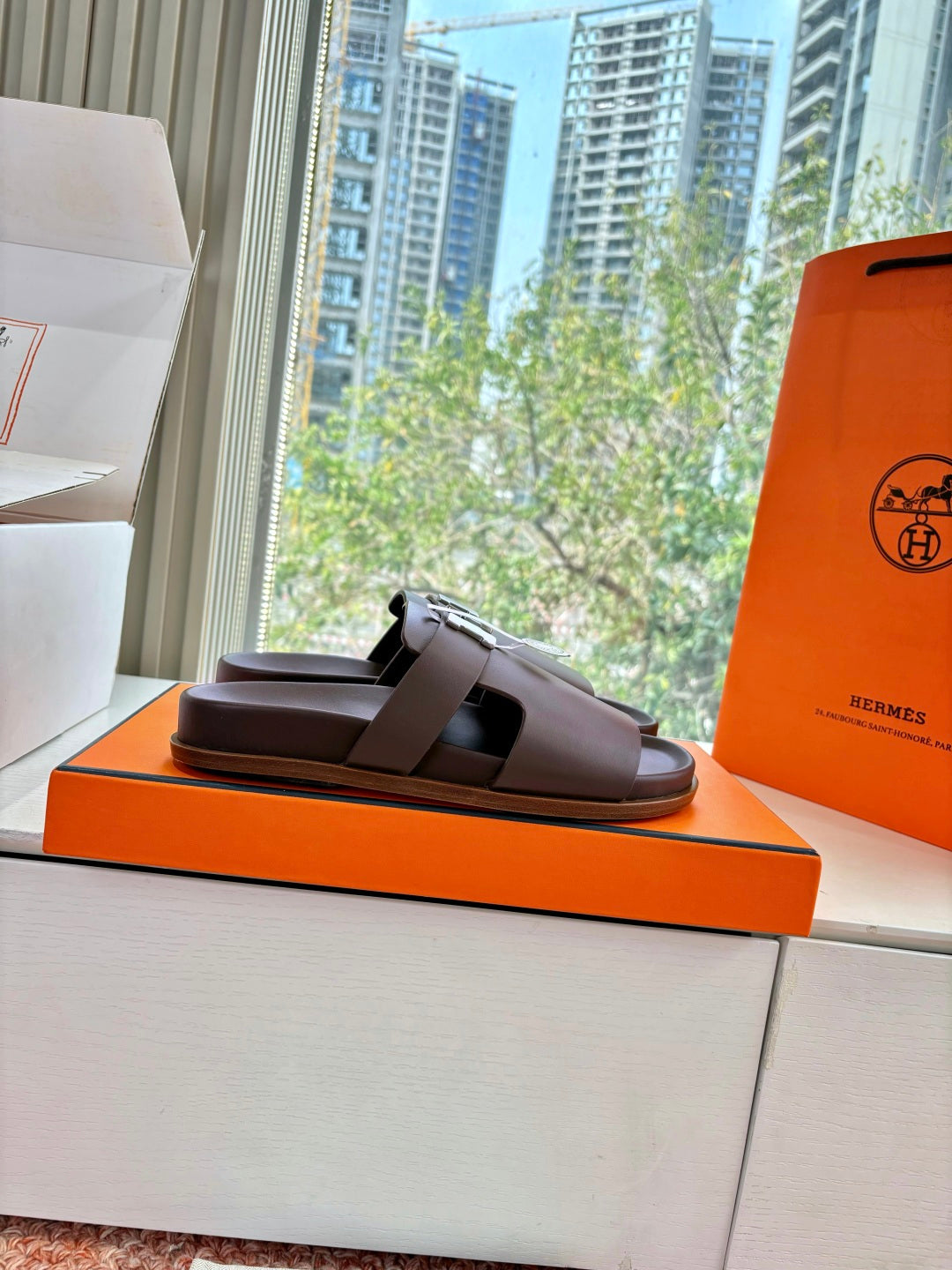 Hermes Slipper