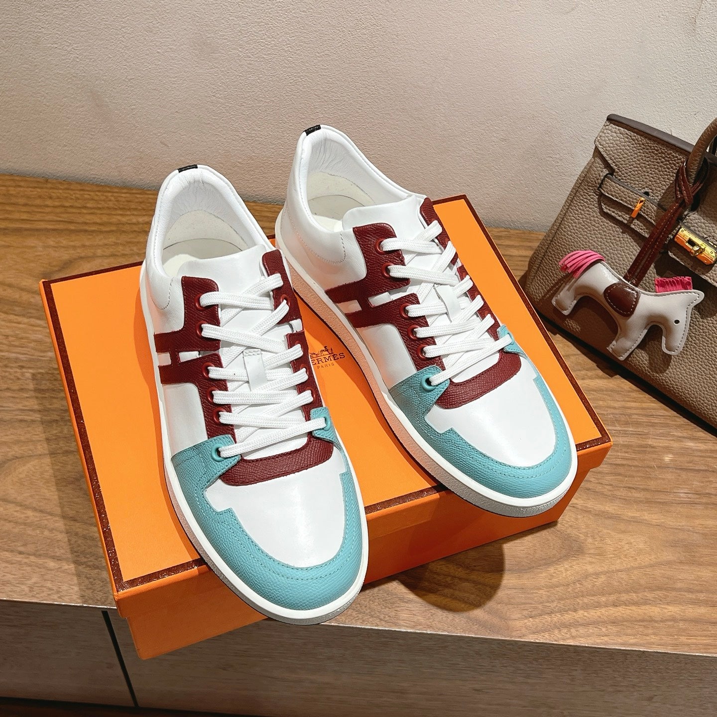 Hermes Sneaker
