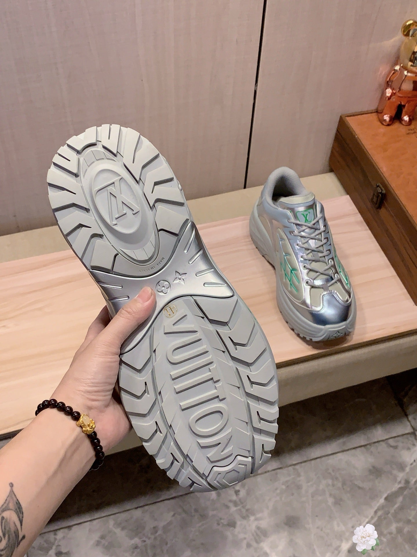 Louis Vuitton Sneaker