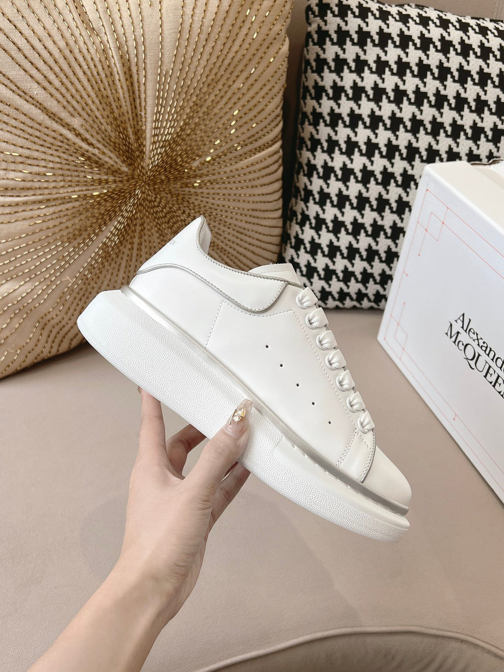 Alexander McQueen Sneaker