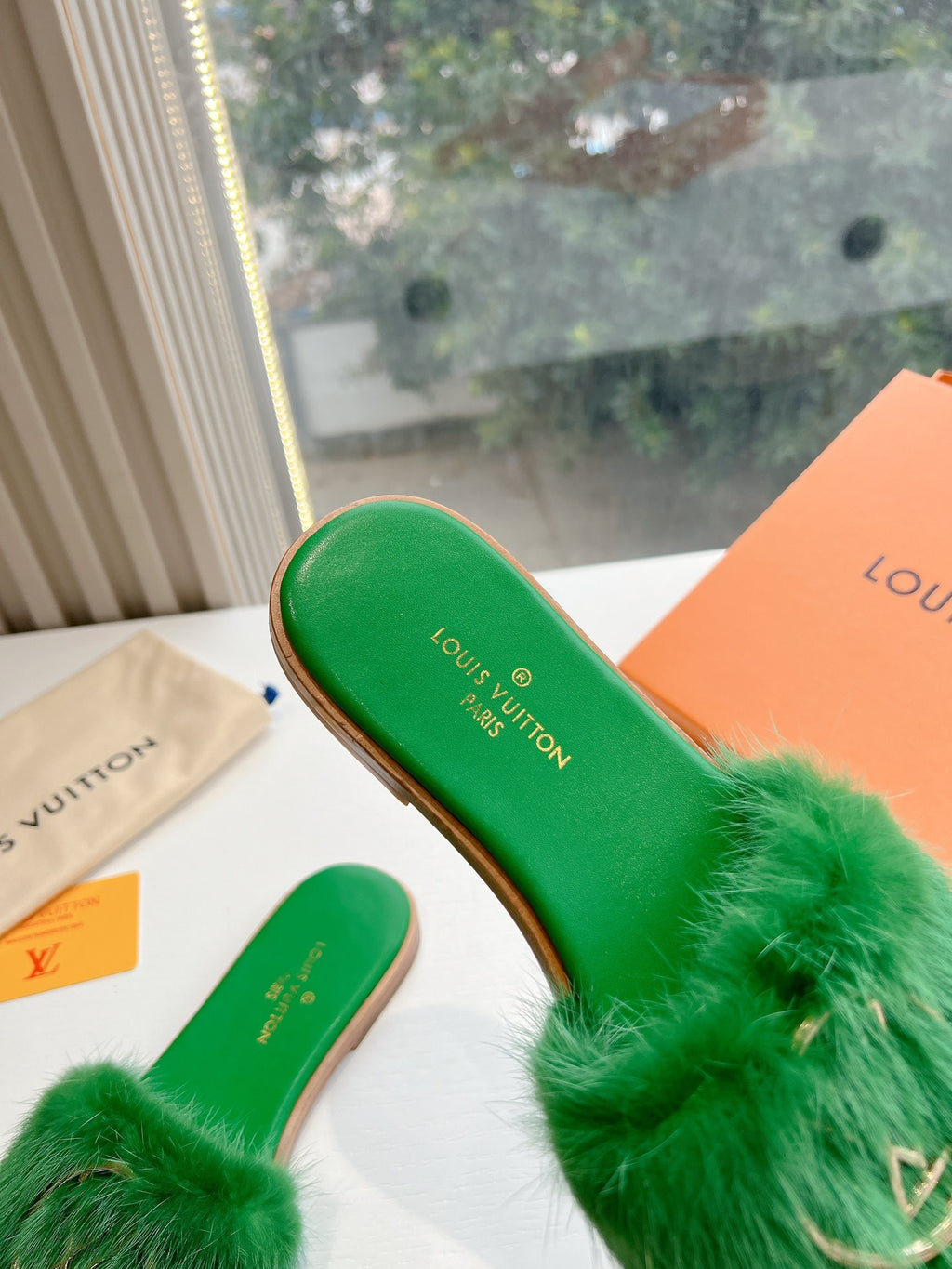 Louis Vuitton Slipper