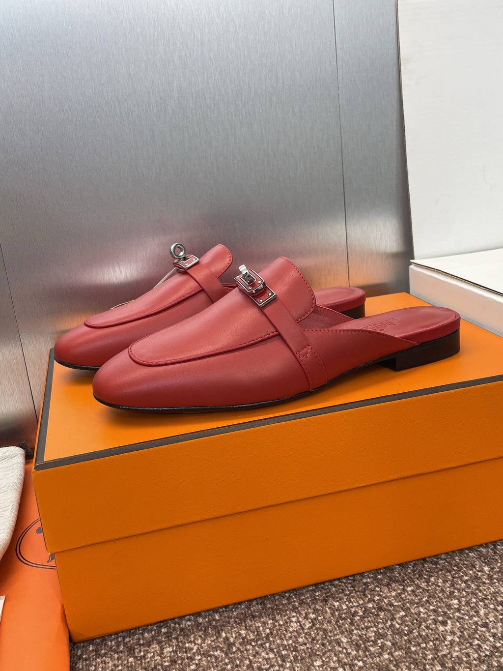 Hermes Slipper