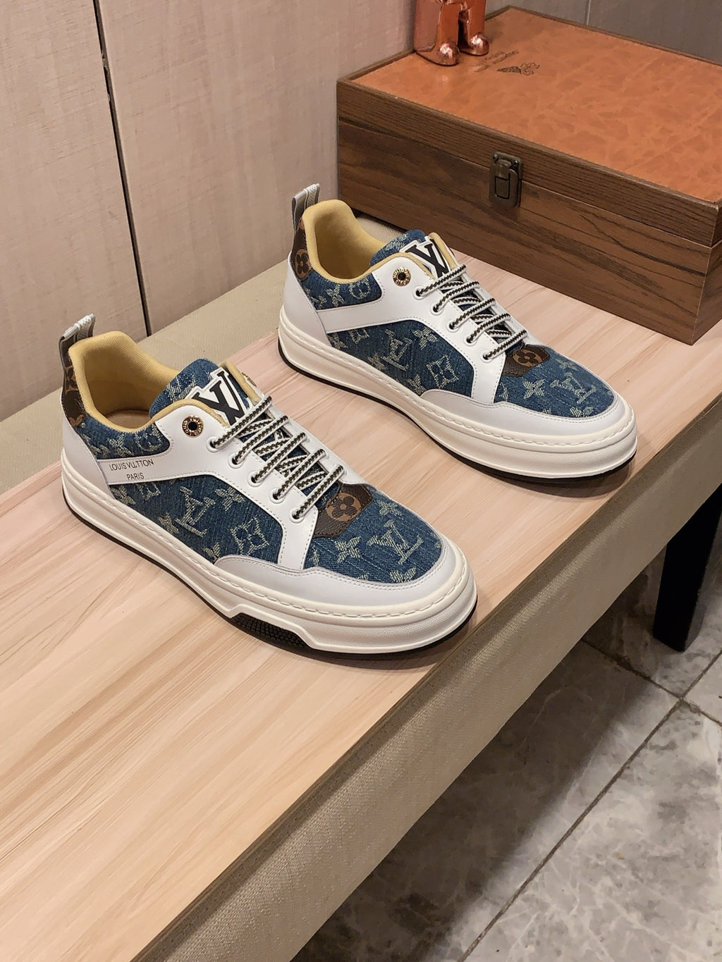 Louis Vuitton Sneaker