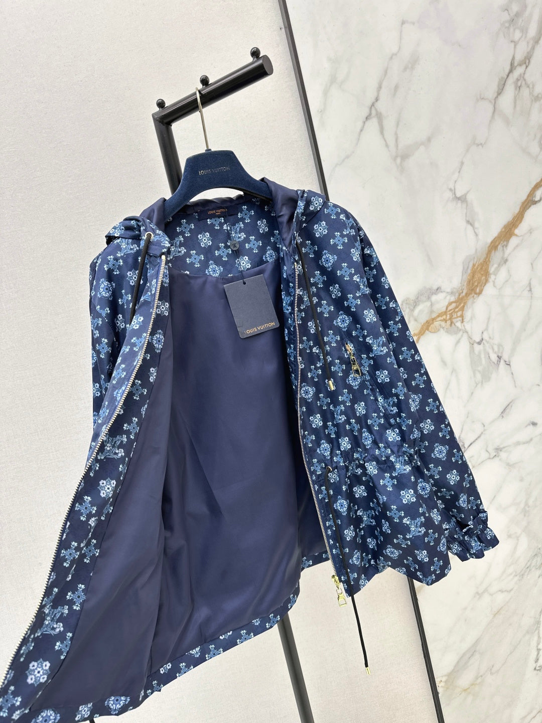 Louis Vuitton Yağmurluk