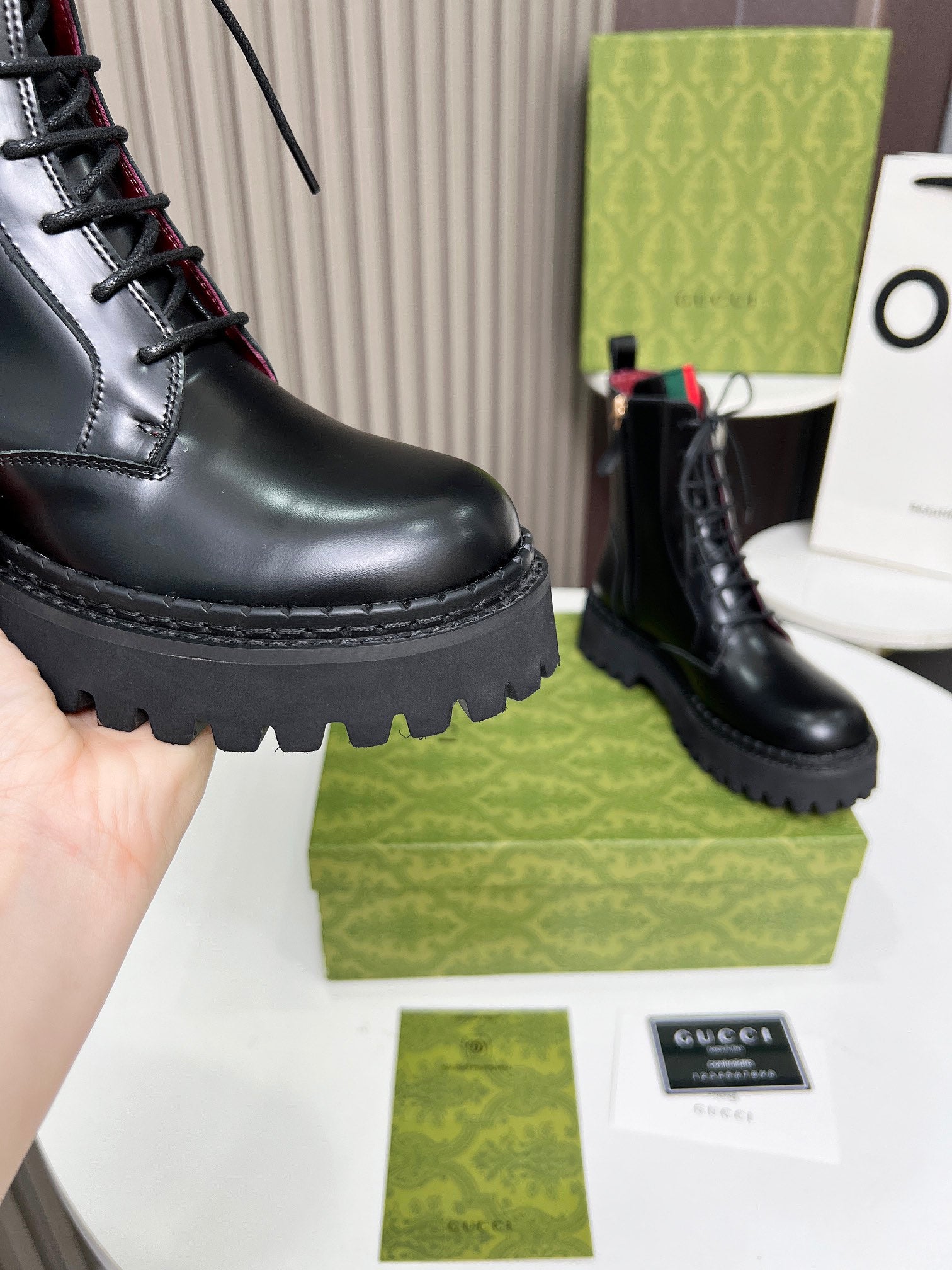 Gucci Deri Bot
