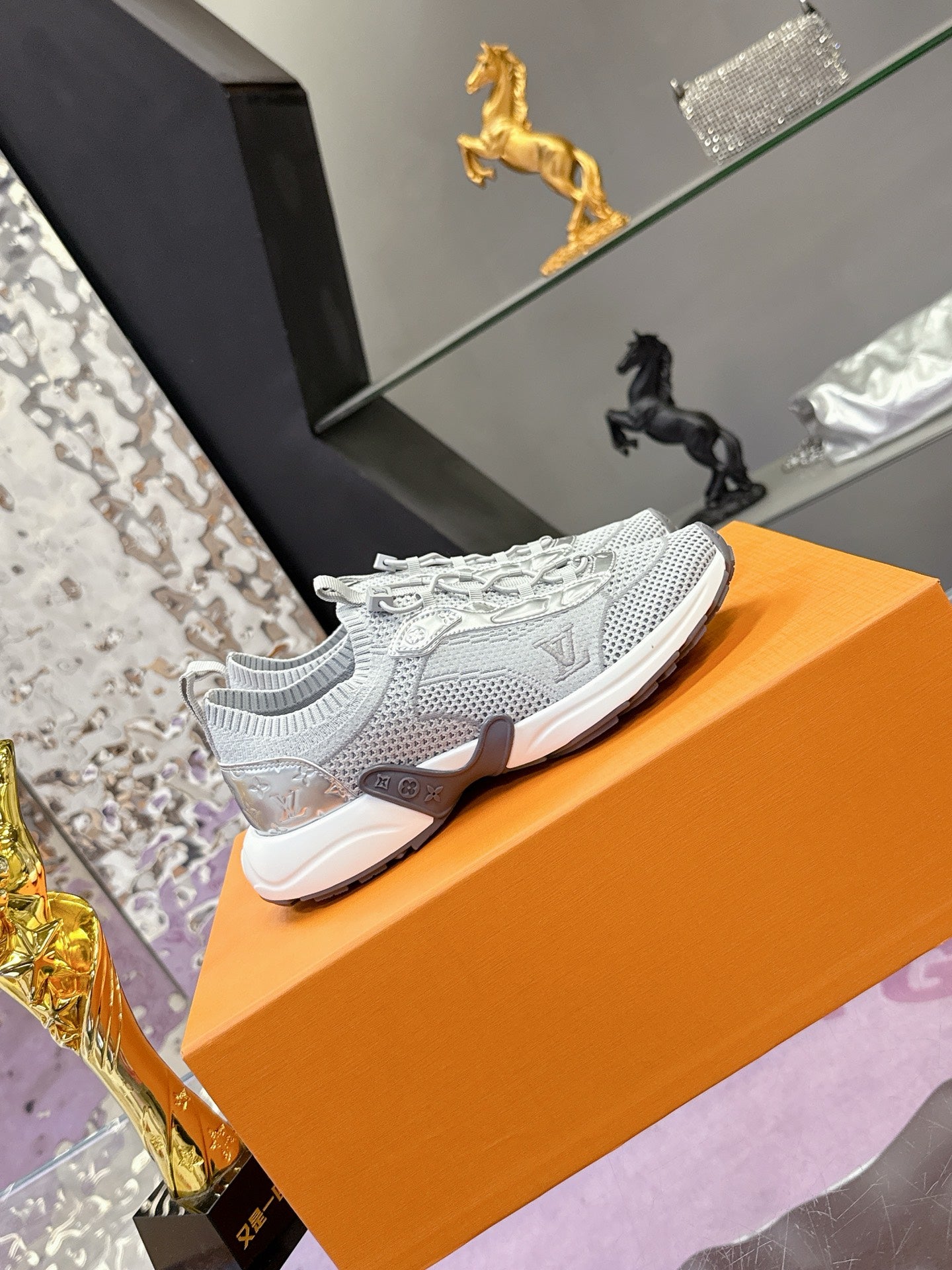 Louis Vuitton Sneaker