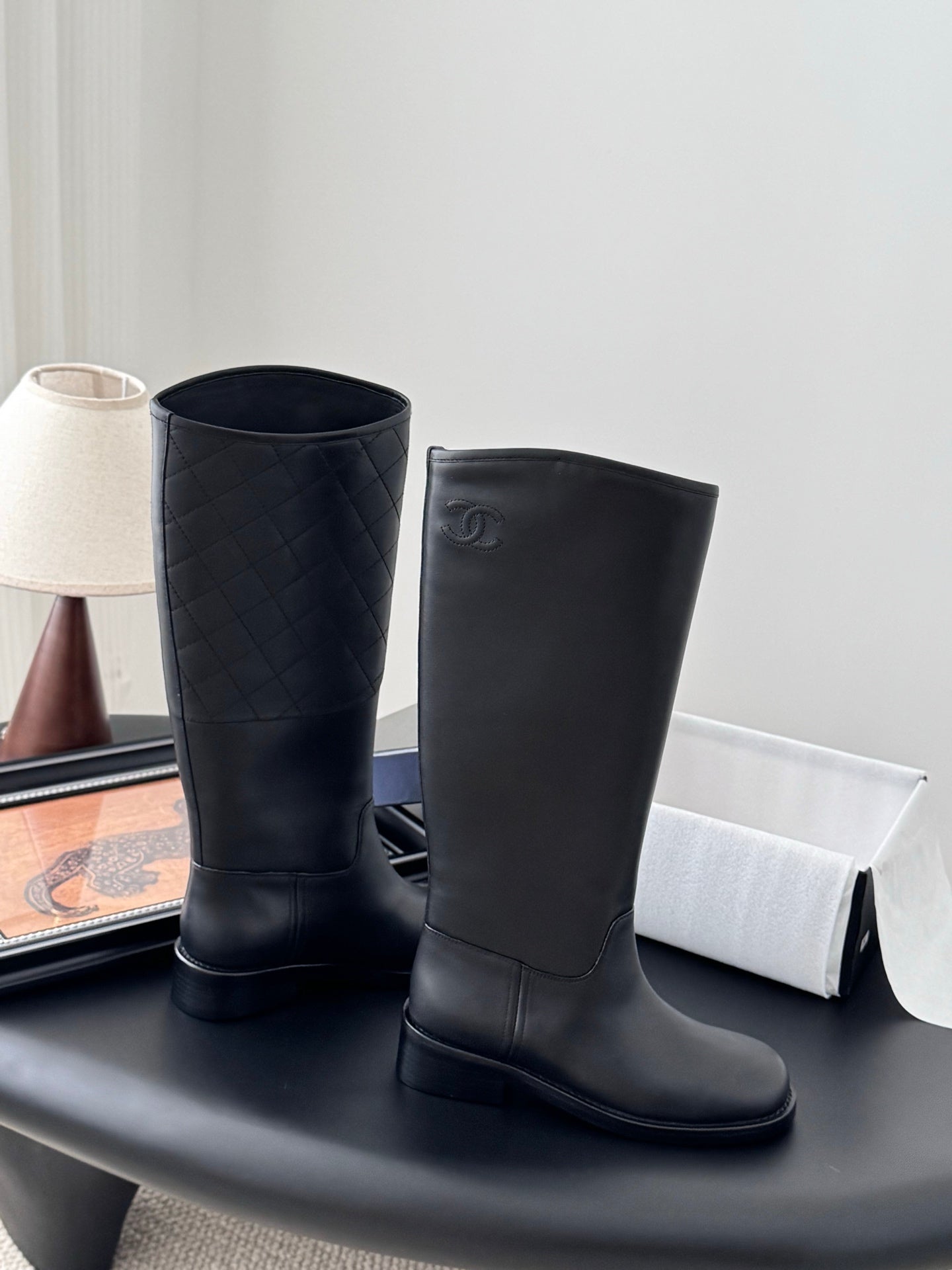 Chanel Deri Çizme