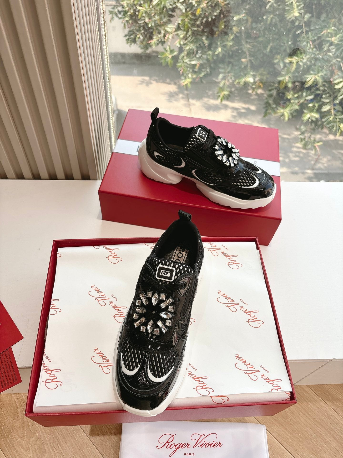 Roger Vivier Sneaker