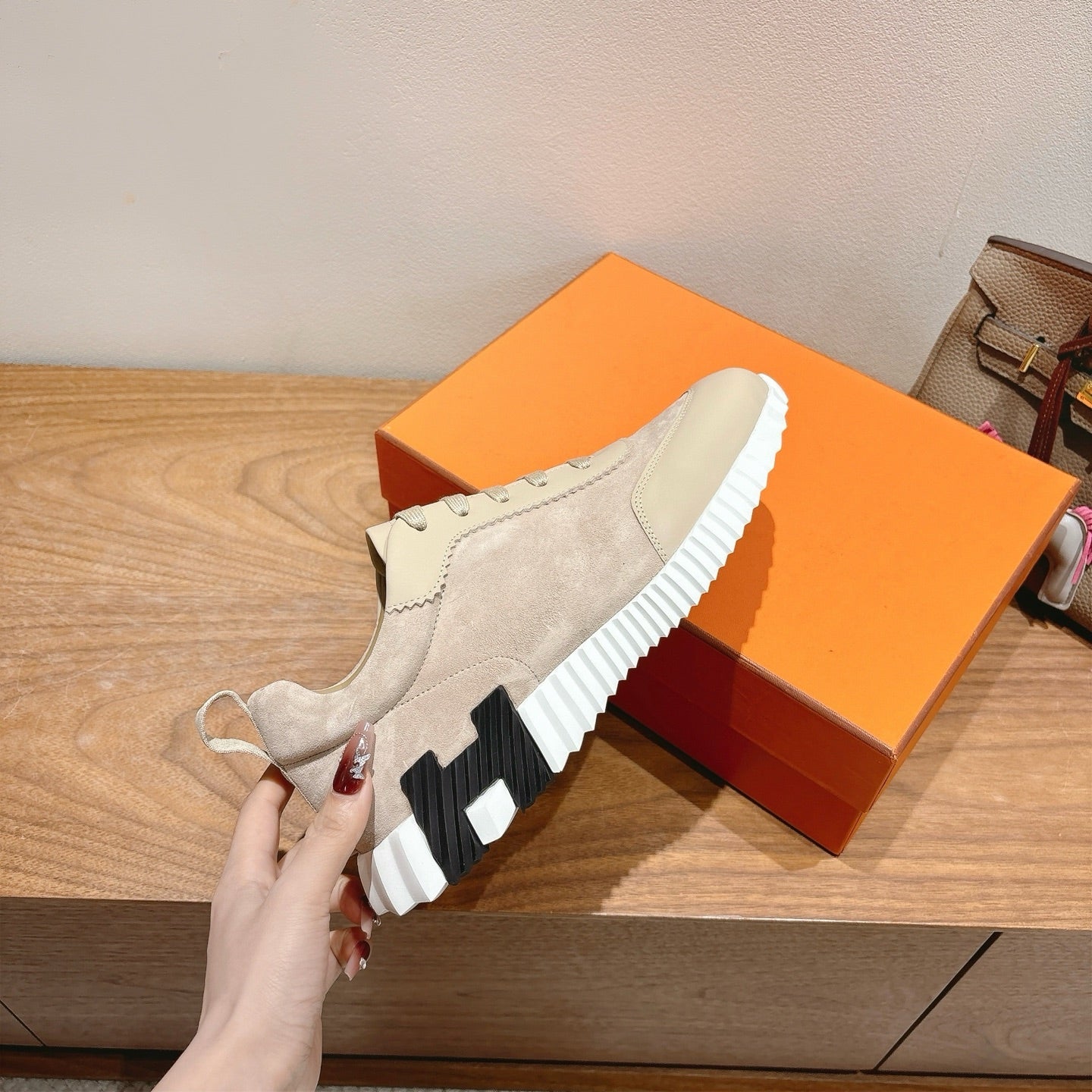 Hermes Sneaker