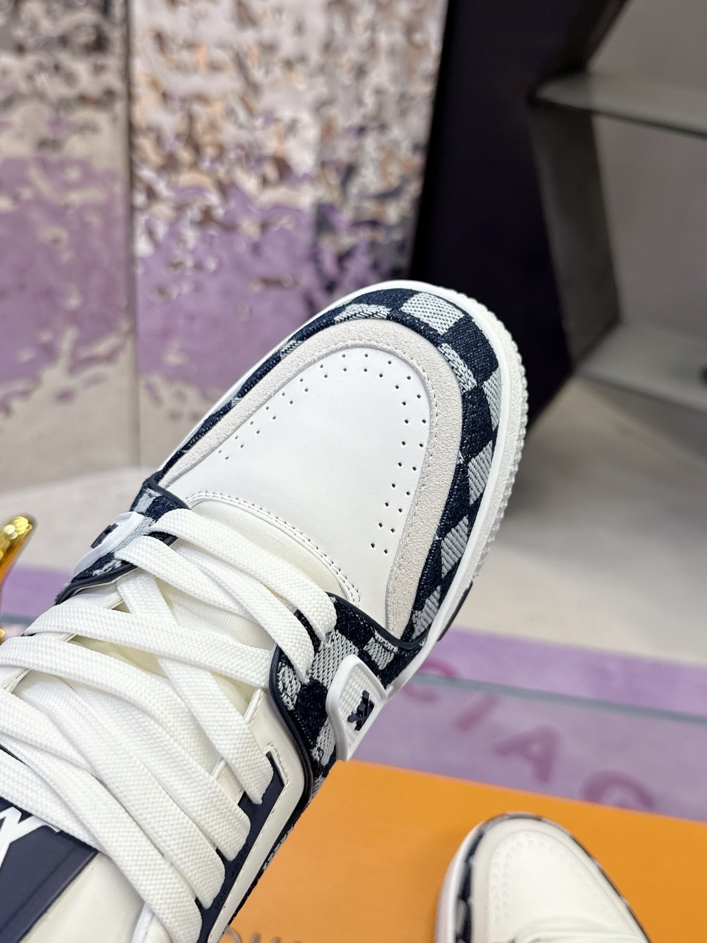Louis Vuitton Sneaker