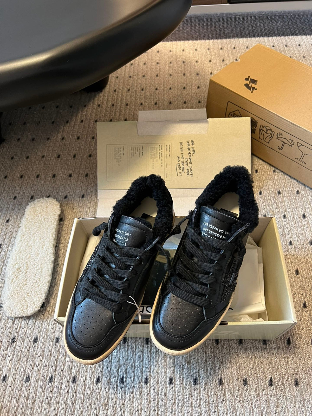 Golden Goose Ballstar Hemen Teslim İndirimli