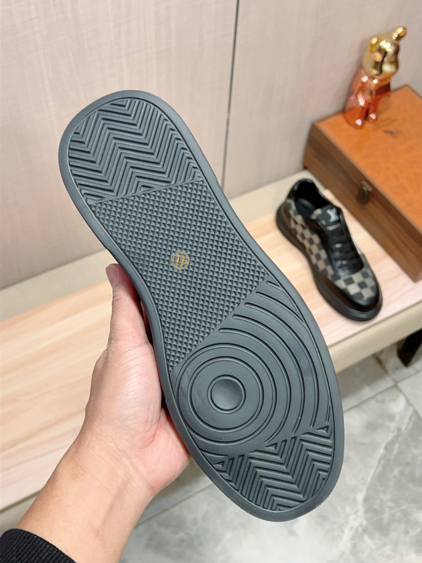 Louis Vuitton Sneaker