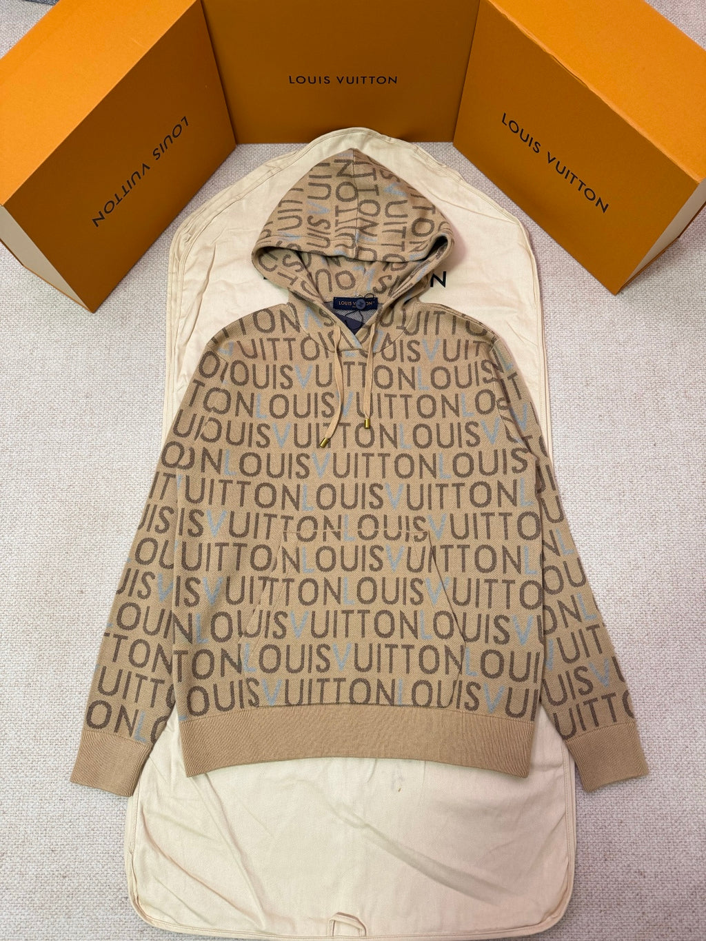 Louis Vuitton Sweat