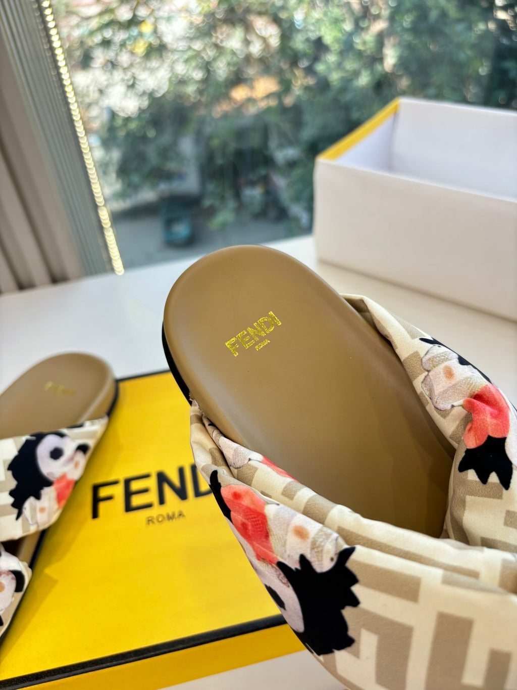 Fendi Slipper