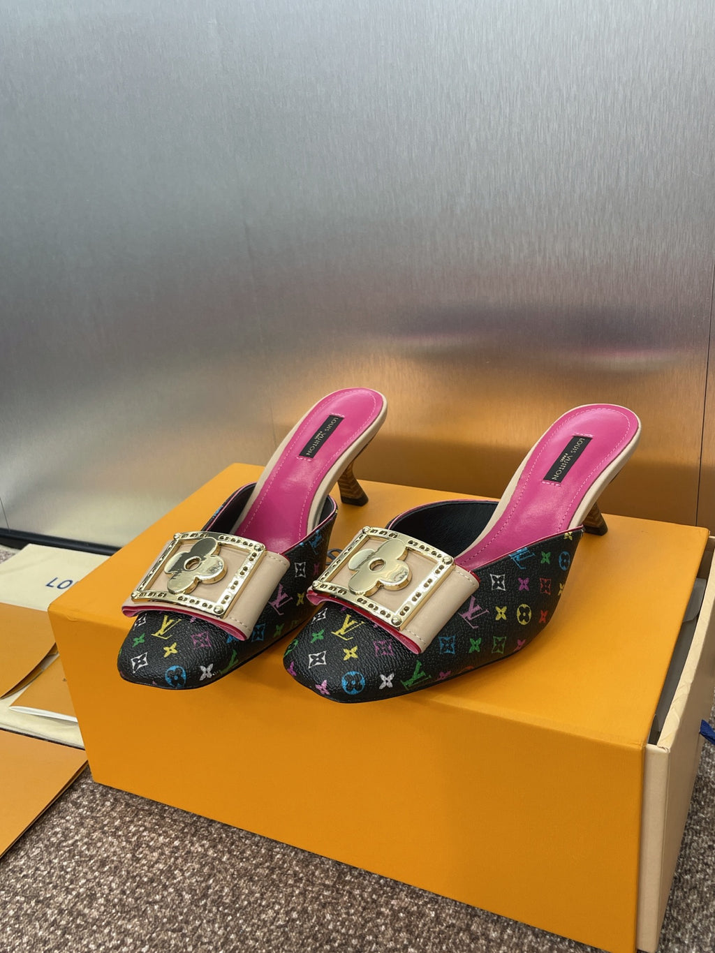 Louis Vuitton Topuklu