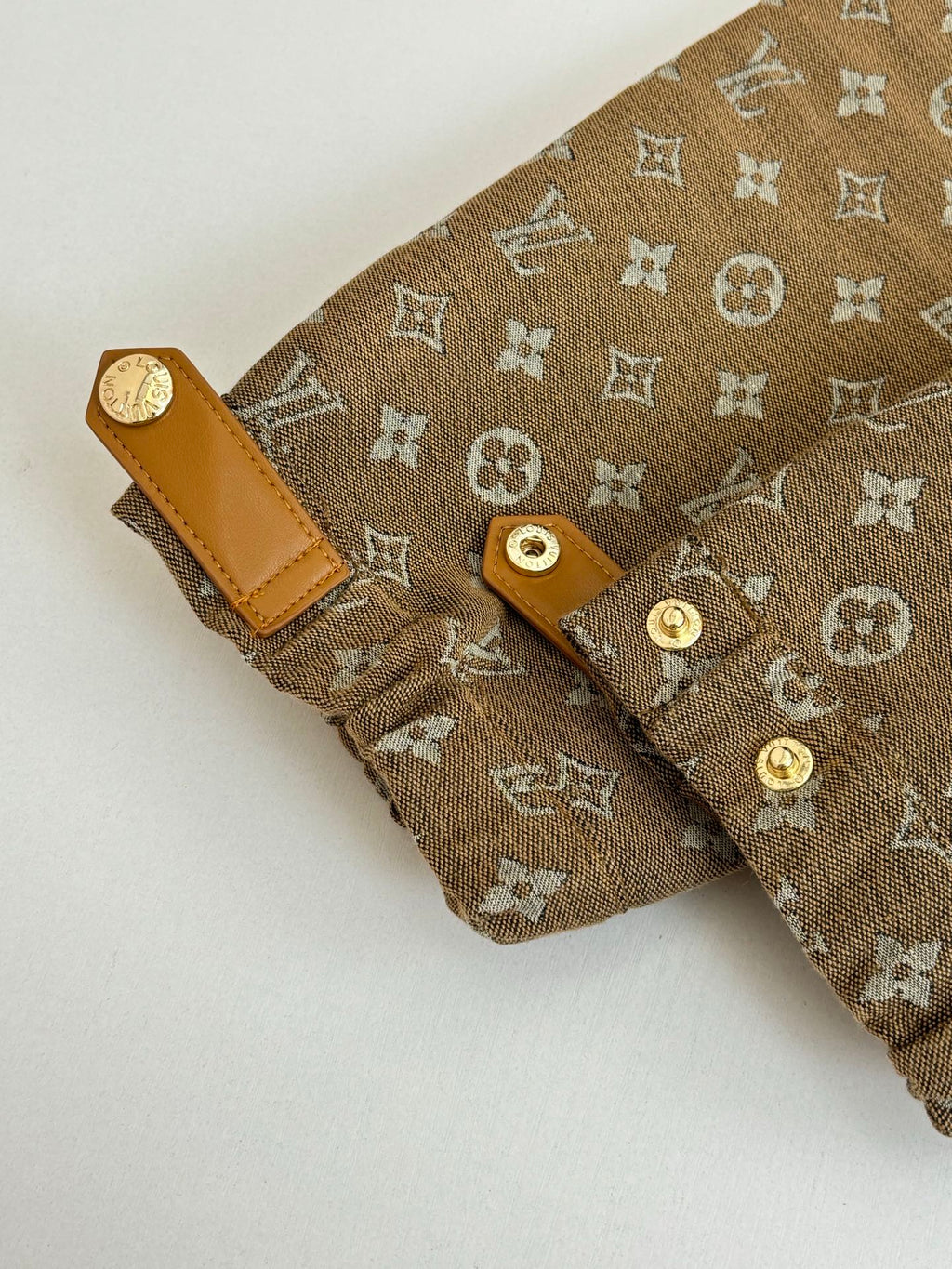 Louis Vuitton Mont