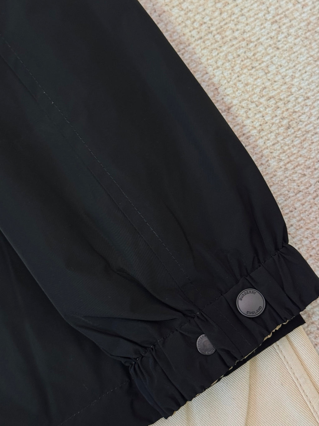 Burberry İnce Mont