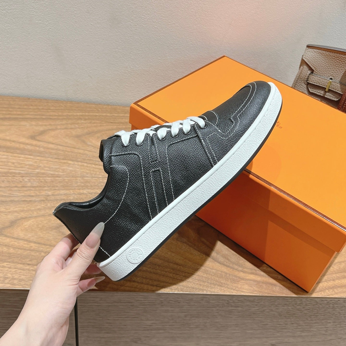 Hermes Sneaker