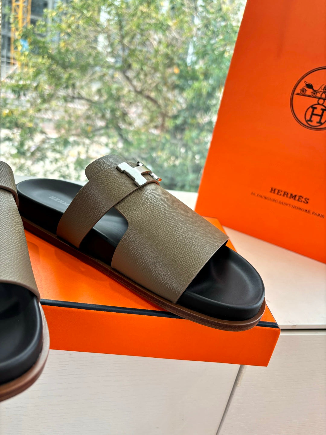 Hermes Slipper