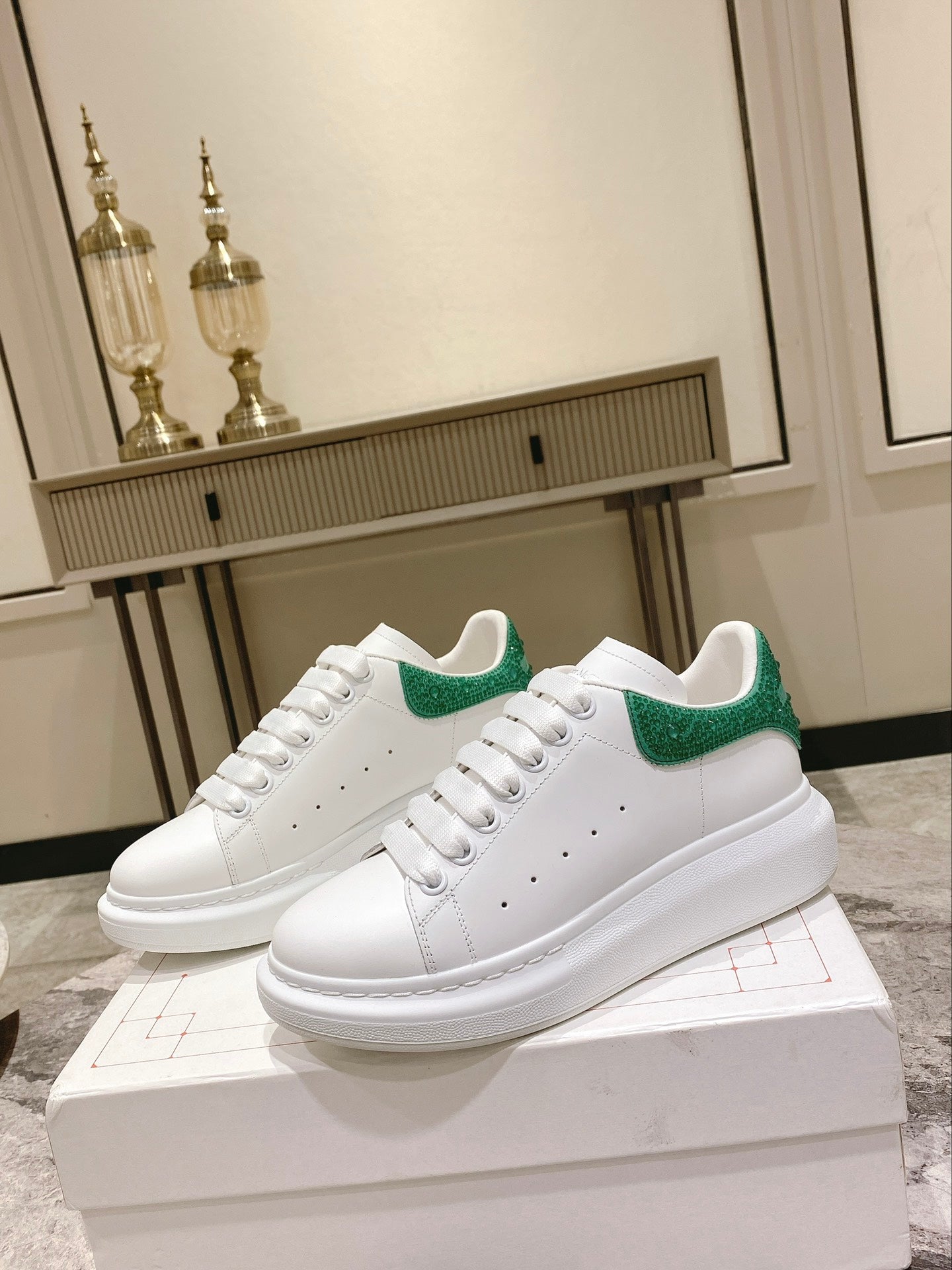 Alexander McQueen Sneaker