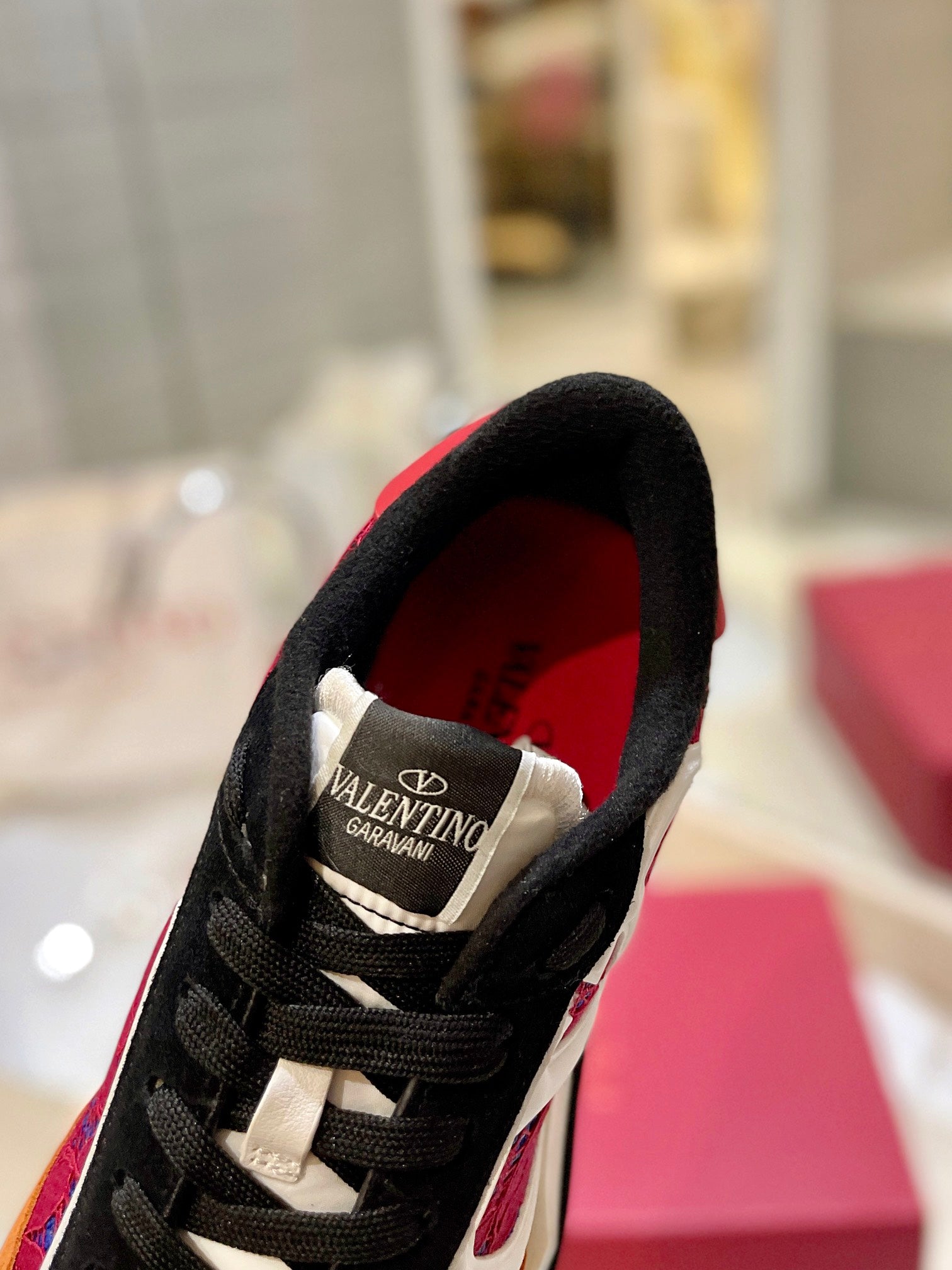 Valentino Sneaker