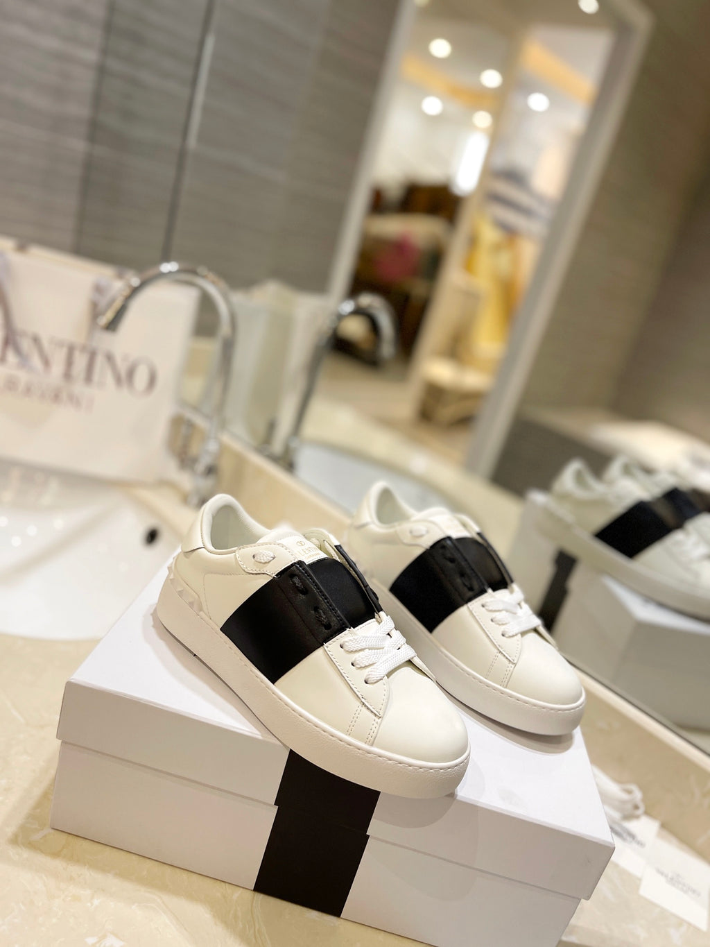 Valentino Sneaker