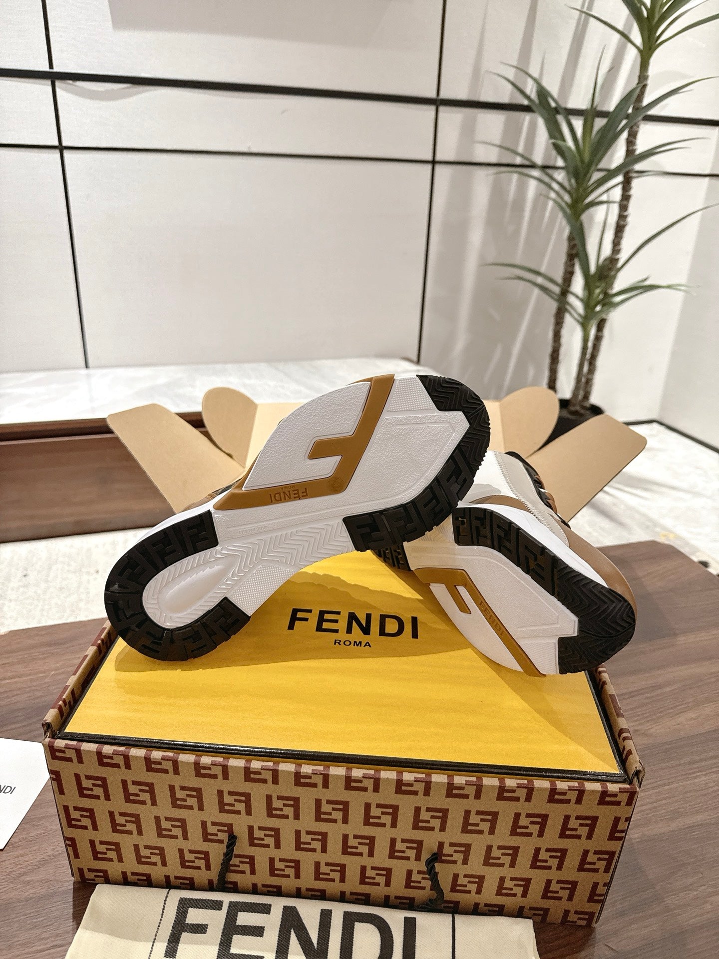 Fendi Sneaker