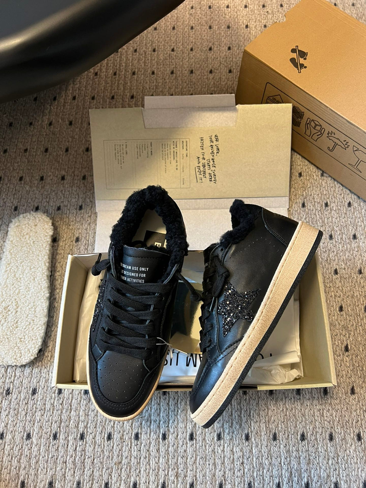 Golden Goose Ballstar Hemen Teslim İndirimli