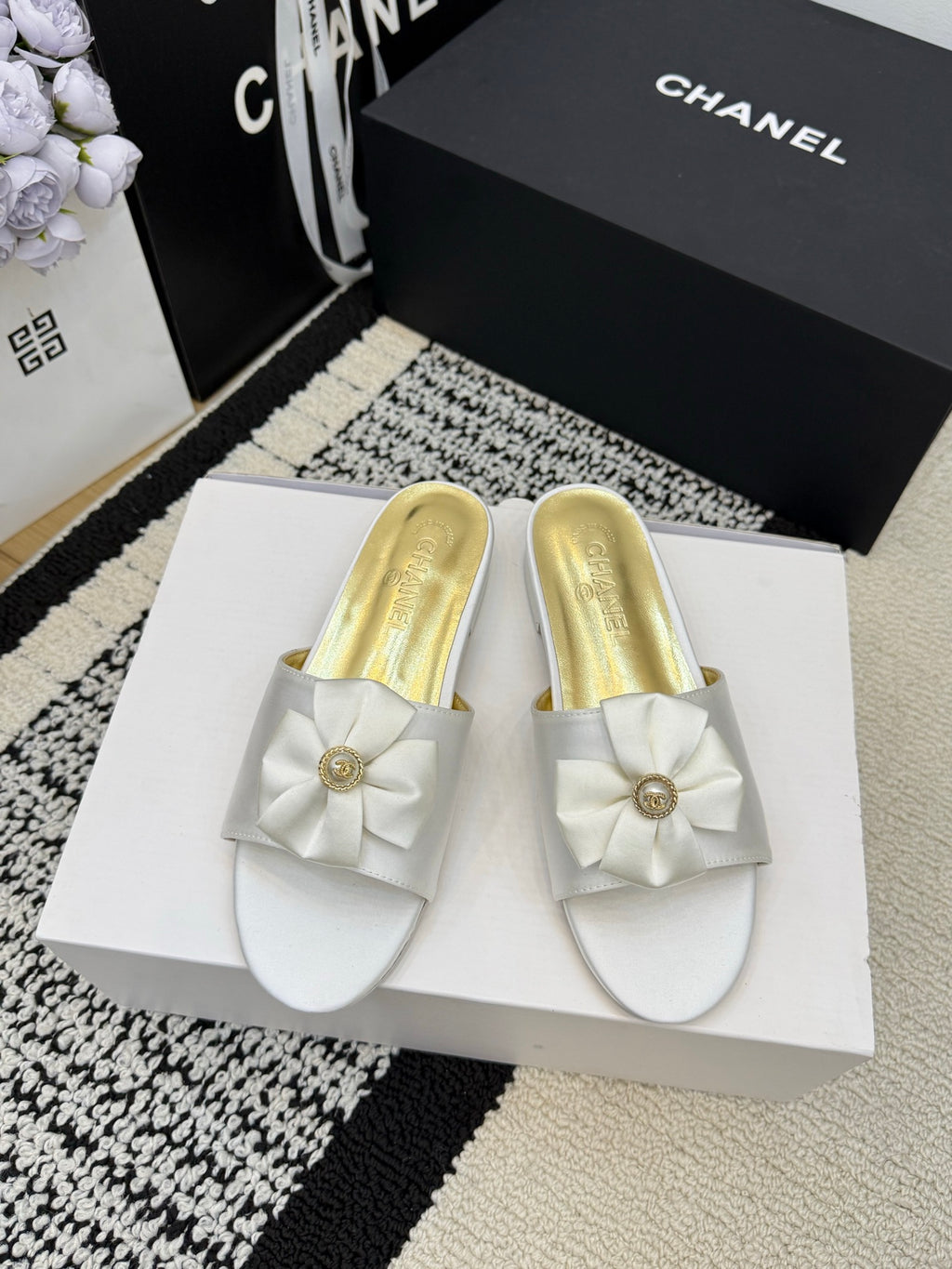 Chanel Slipper