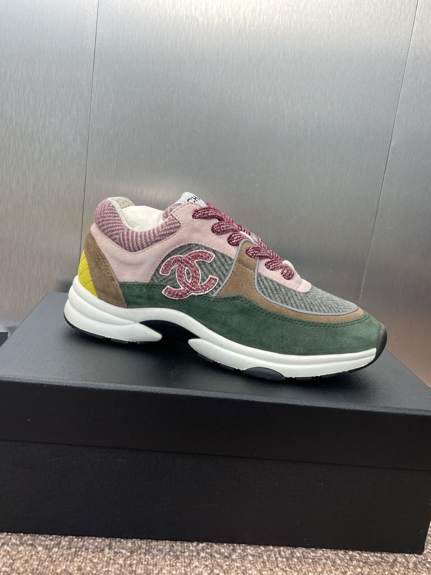 Chanel Sneaker