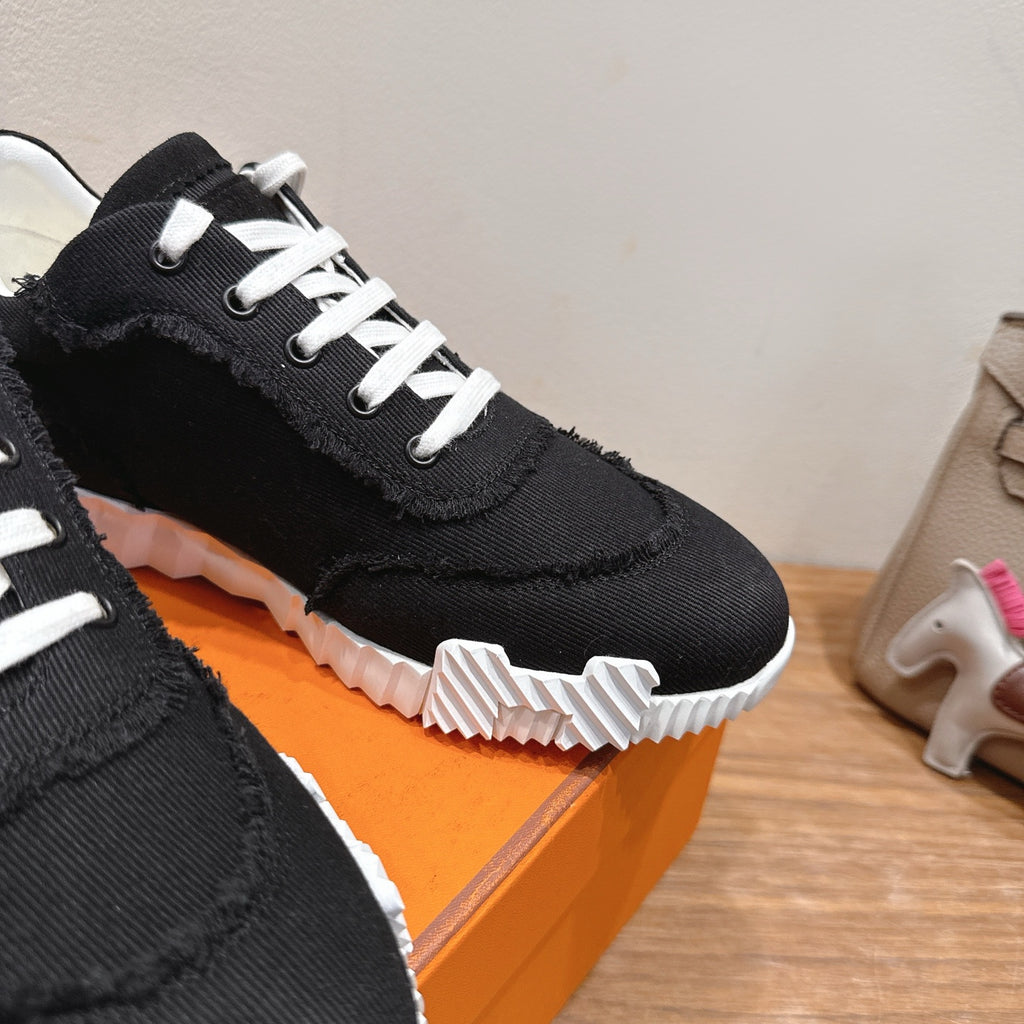 Hermes Sneaker
