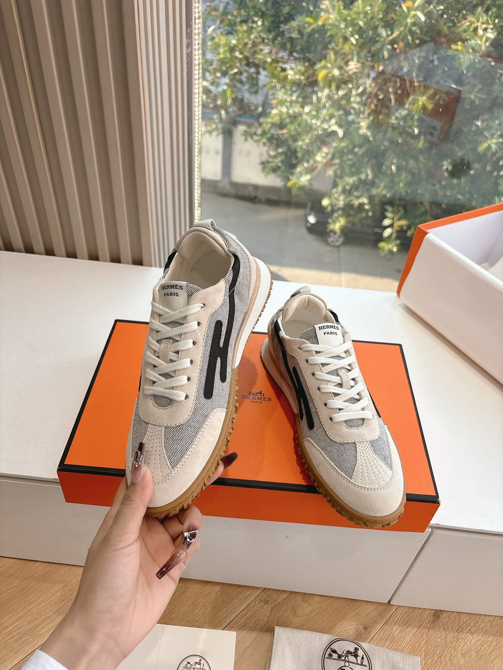 Hermes Sneaker