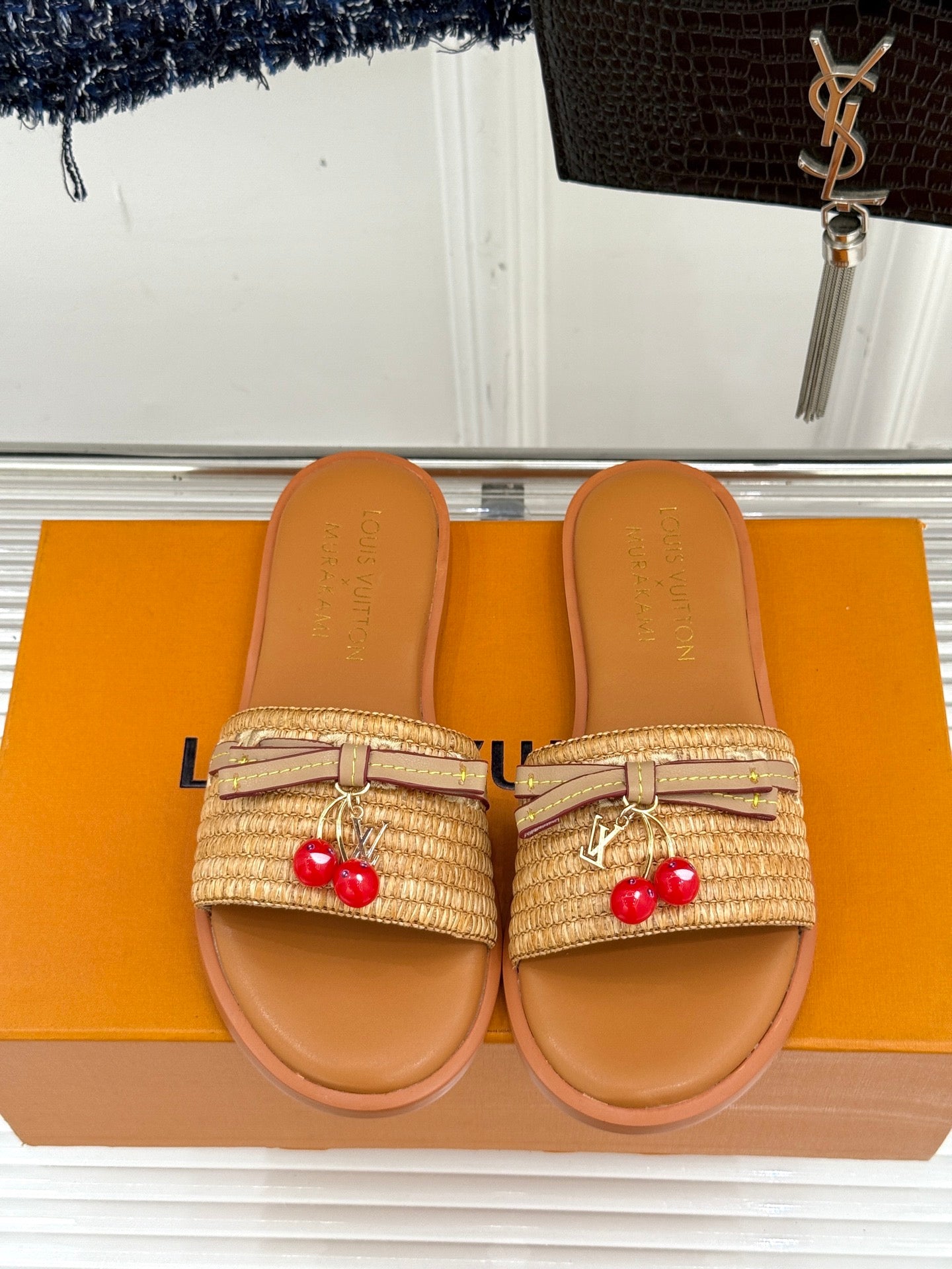 Louis Vuitton Terlik