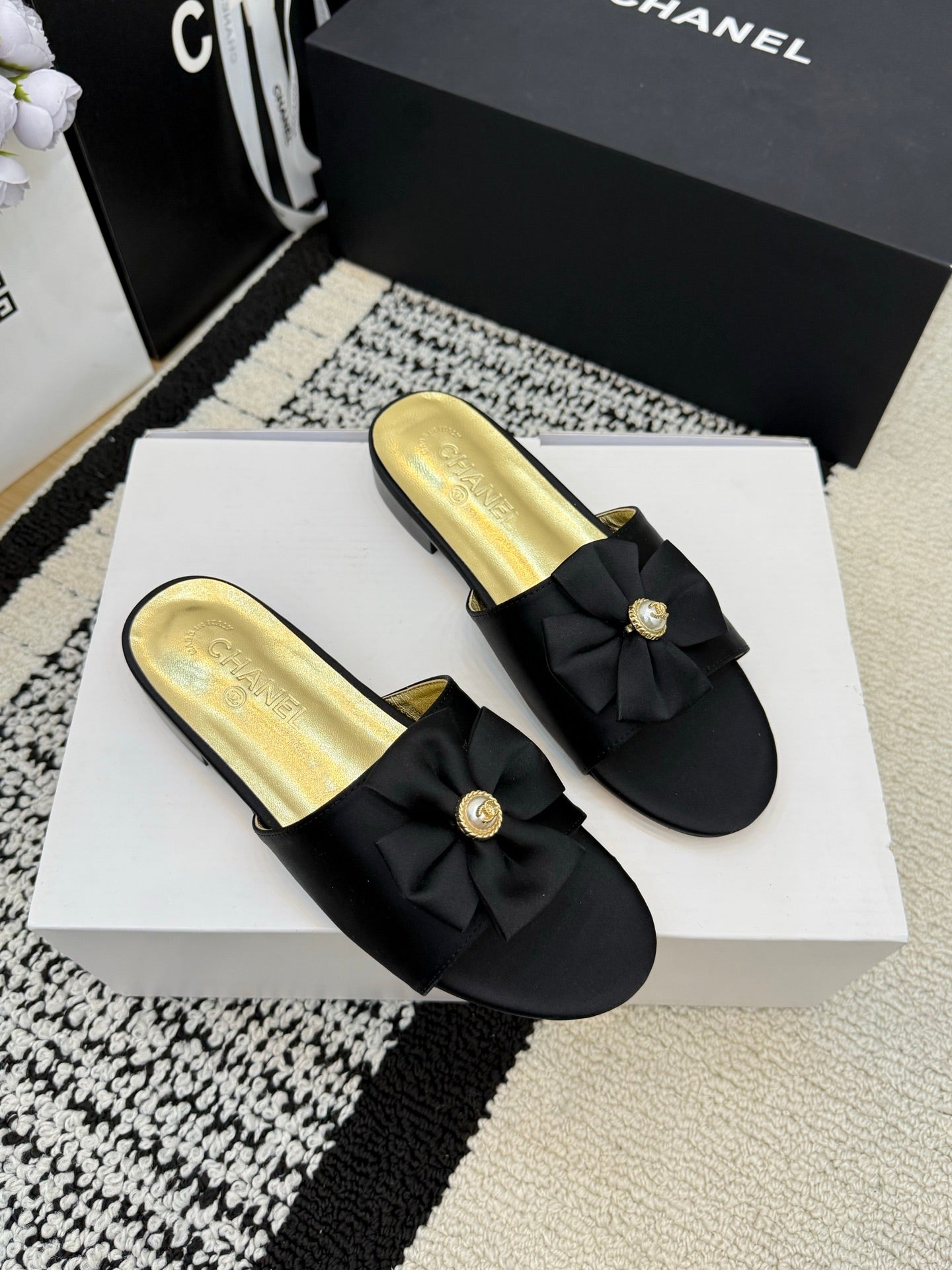 Chanel Slipper