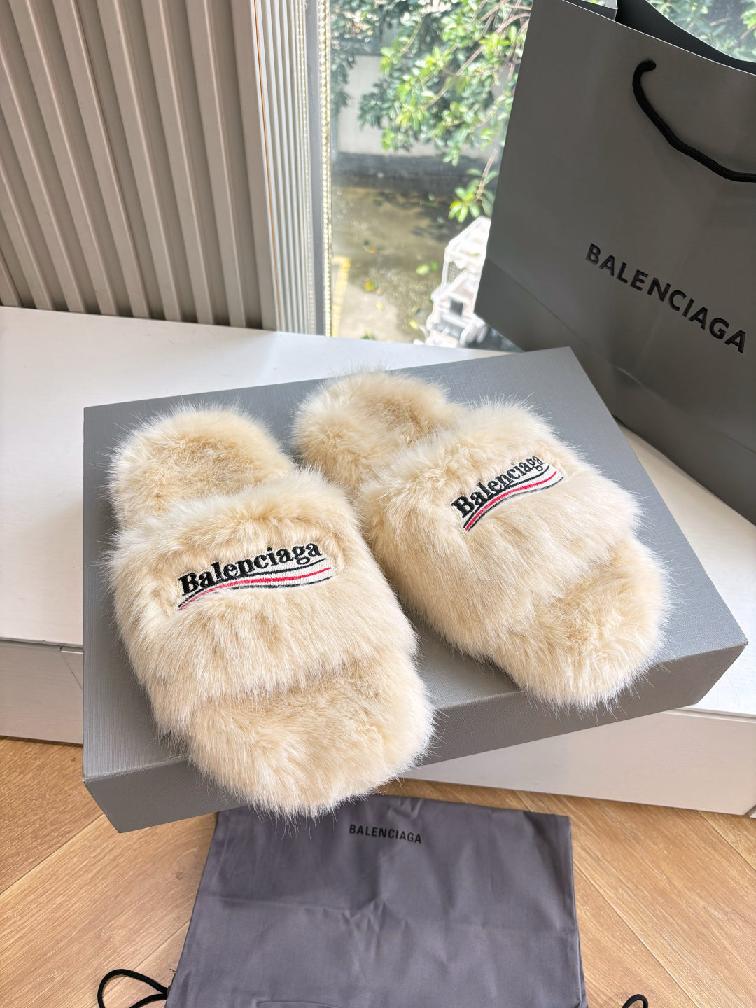 Balenciaga Slipper