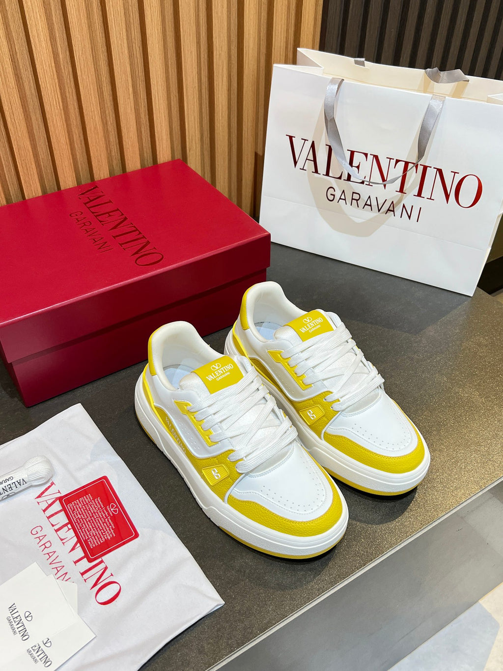 Valentino Sneaker