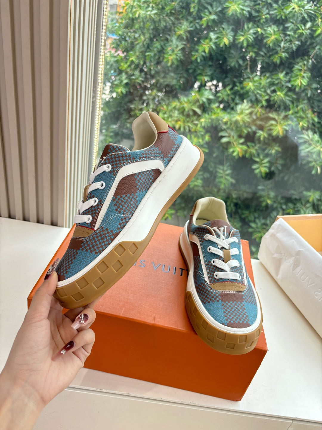 Louis Vuitton Sneaker