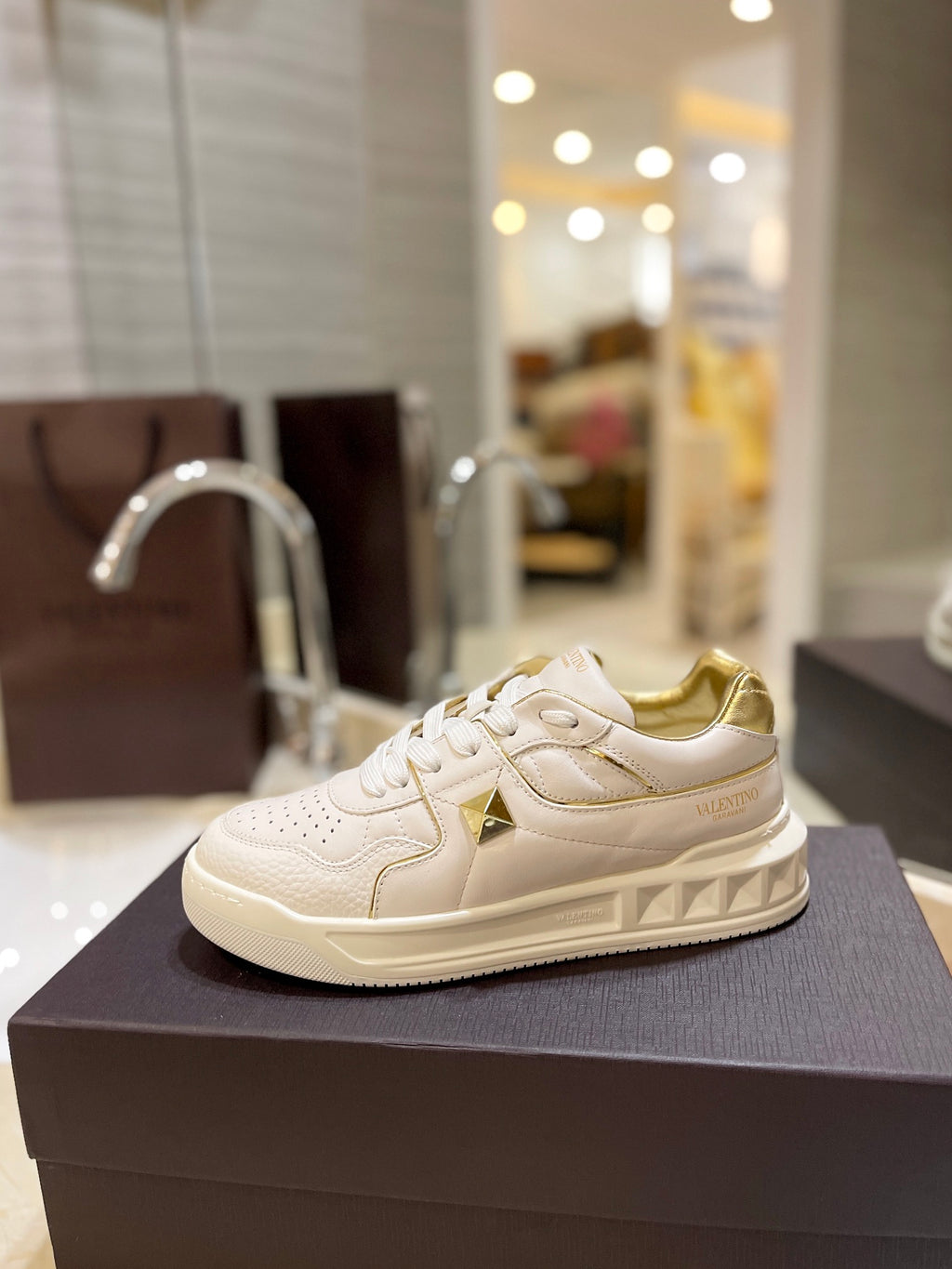 Valentino Sneaker