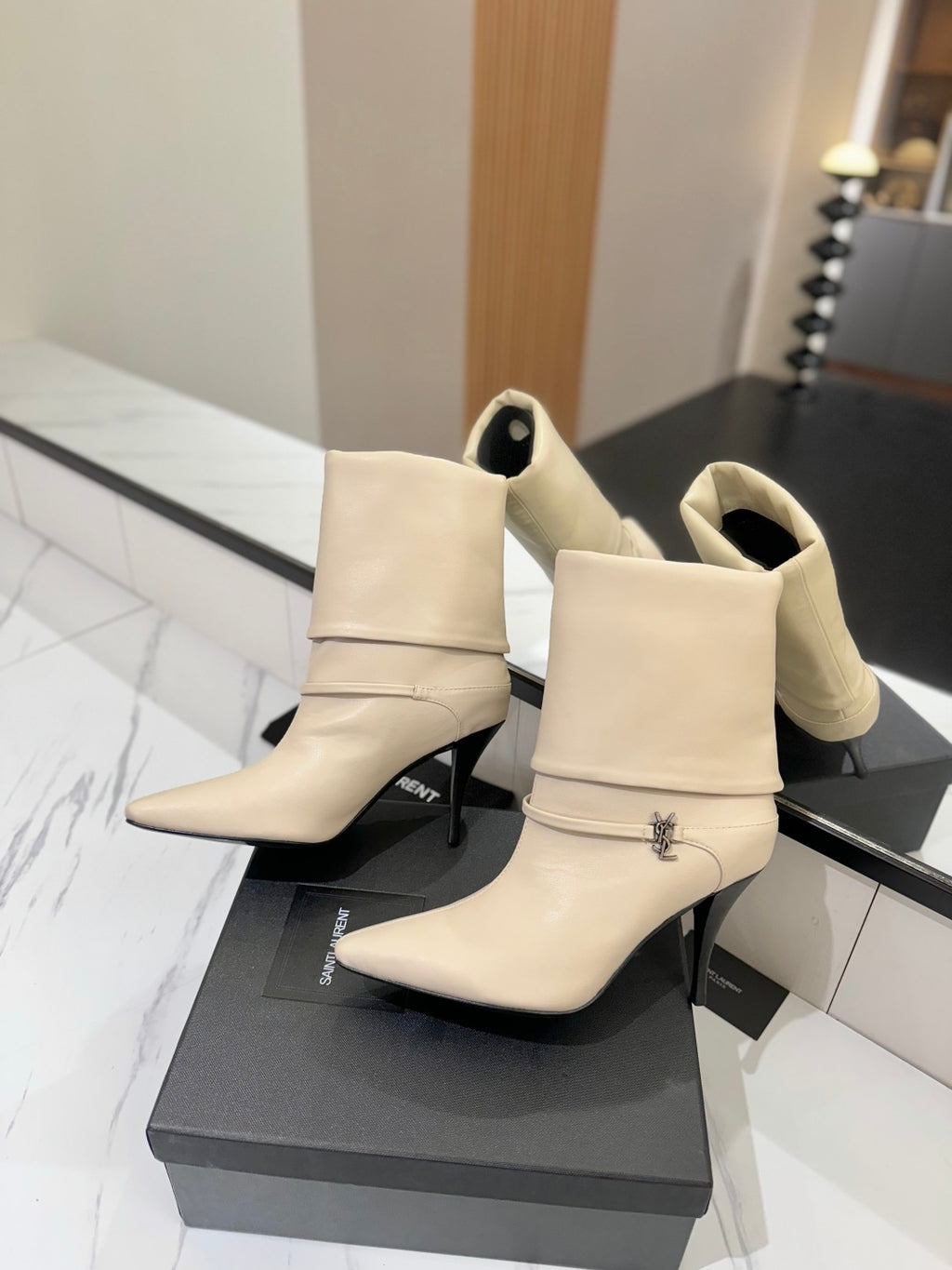 Saint Laurent Çizme