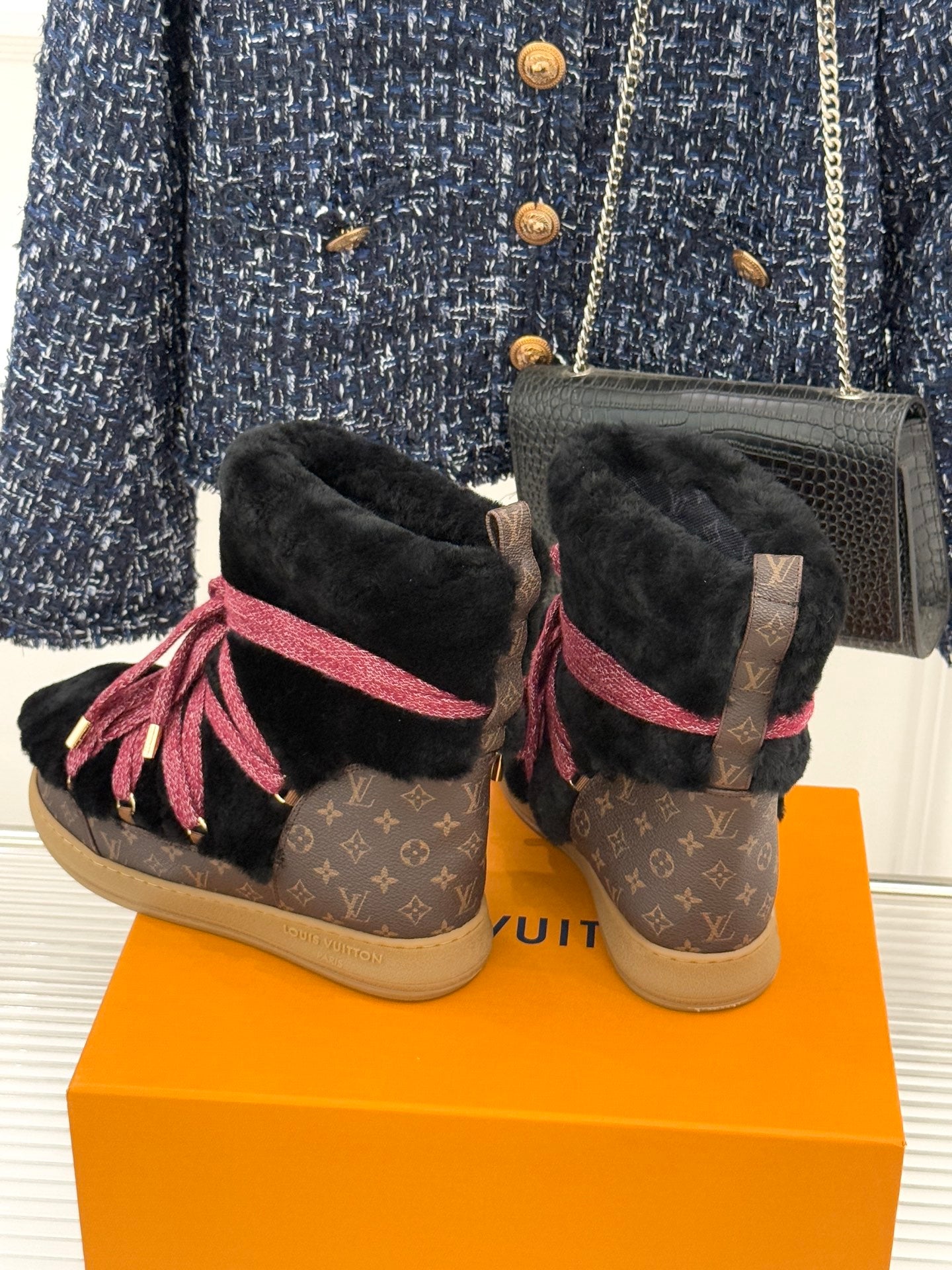 Louis Vuitton Bot
