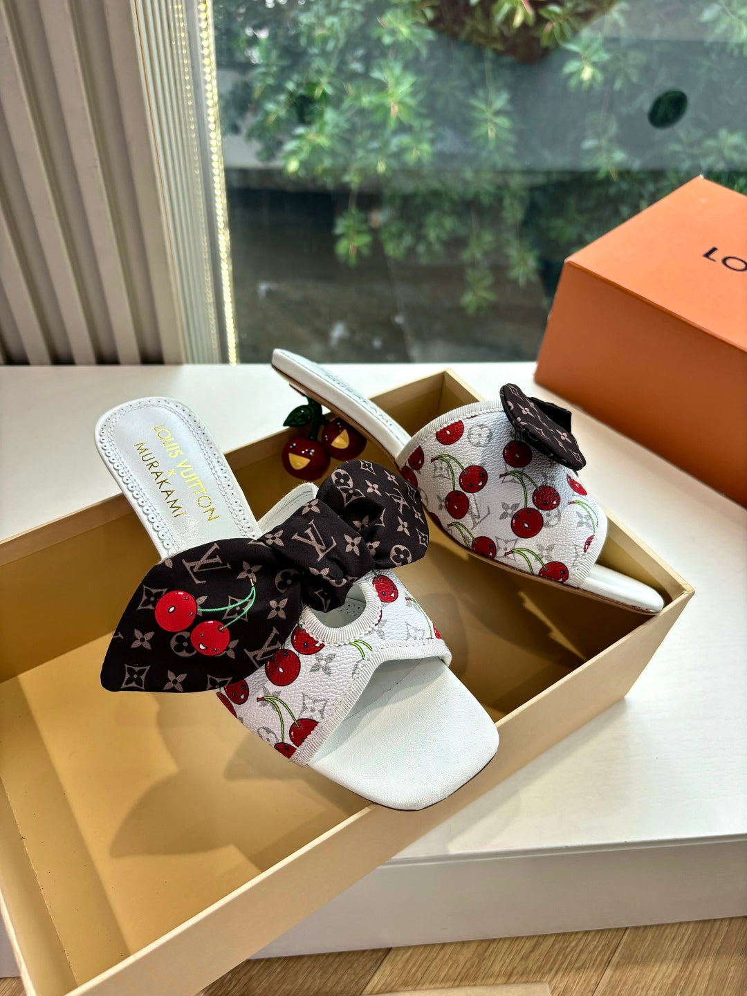 Louis Vuitton Topuklu