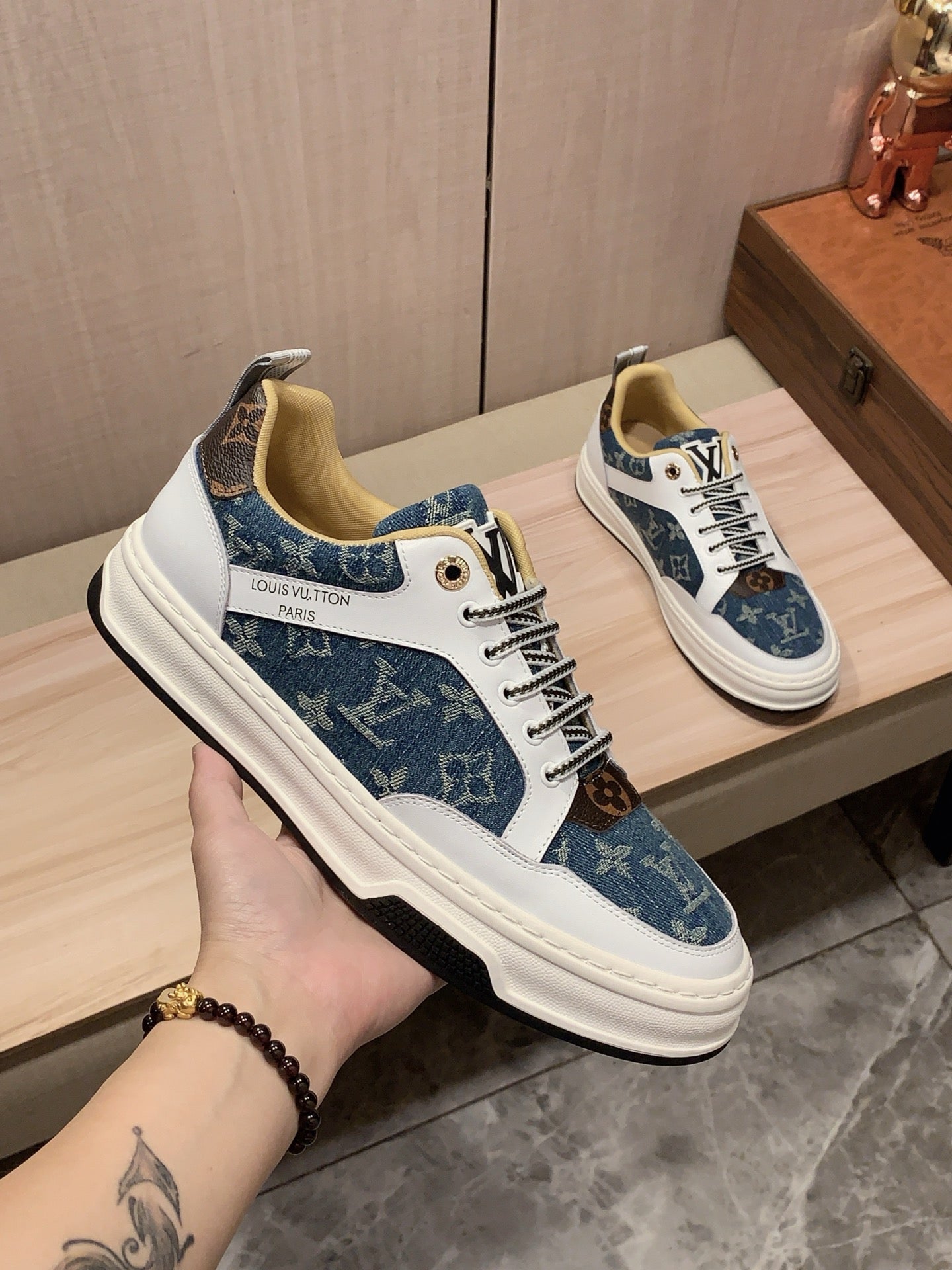 Louis Vuitton Sneaker