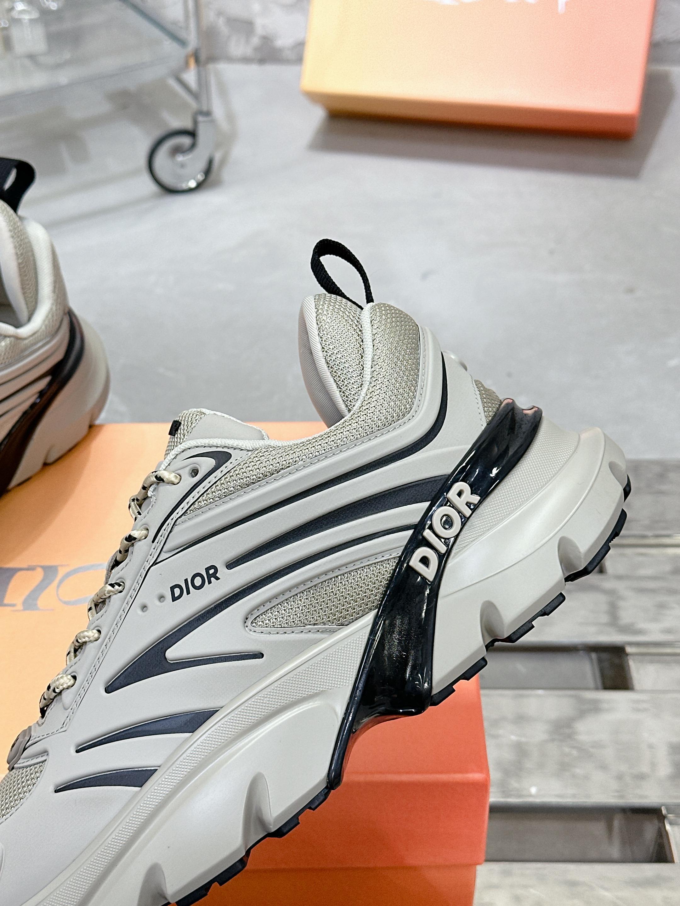 Christian Dior Sneaker