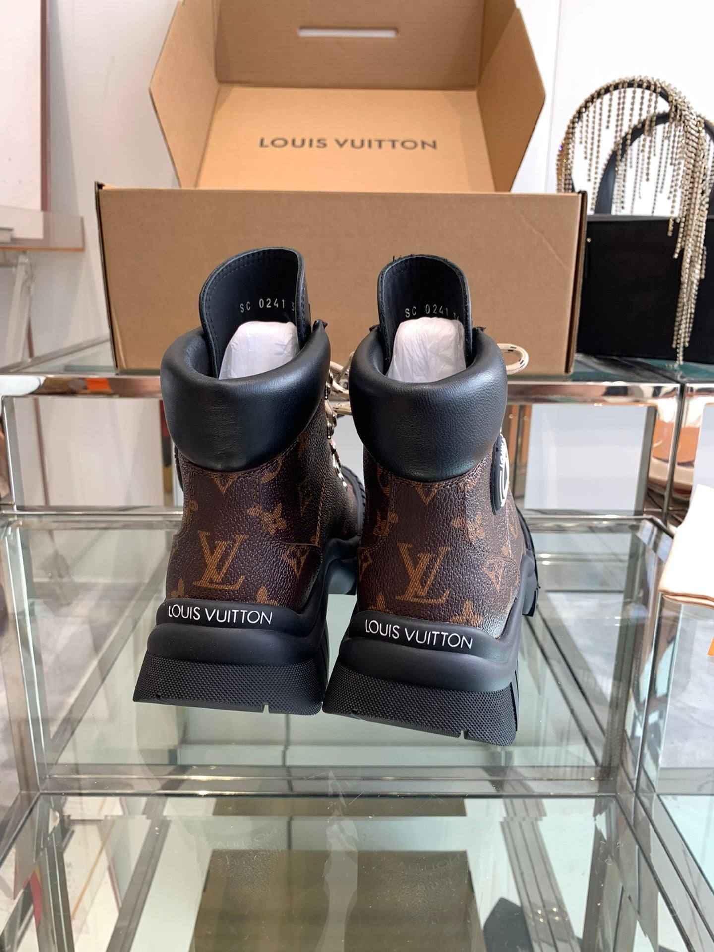 Louis Vuitton Bot
