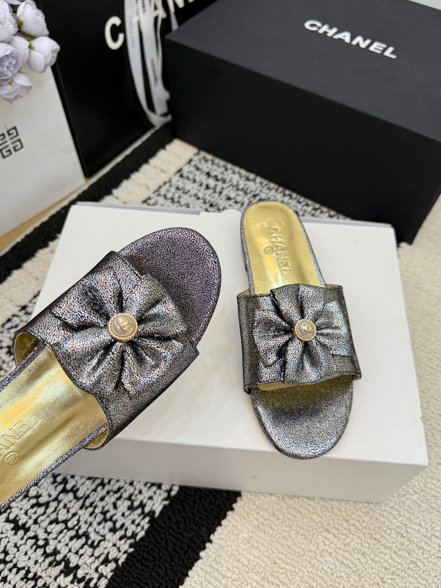 Chanel Slipper